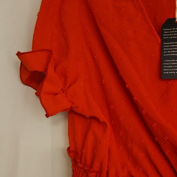 Chic Red Ruffle Sleeve Dress - Picture 3 of 8